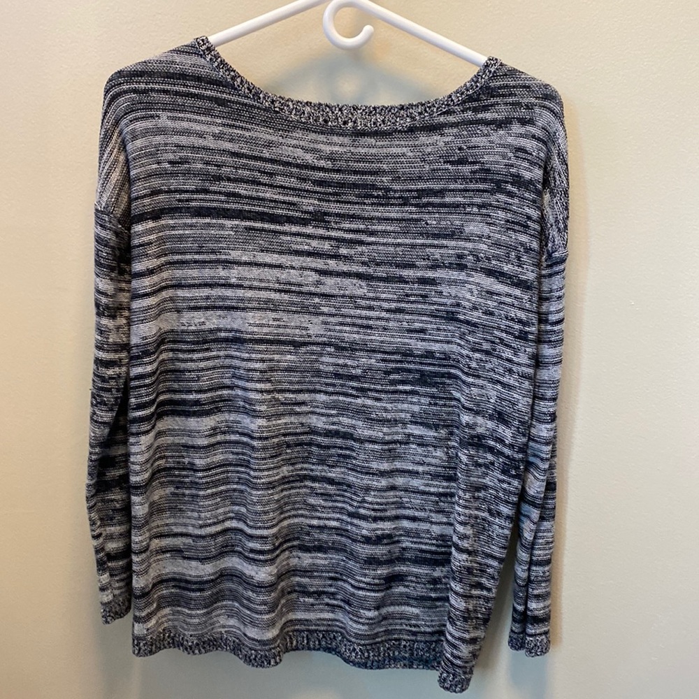 Old Navy Maternity women’s sweater size small